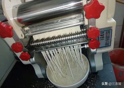 在农村赚钱门路很多,农村20万的生意