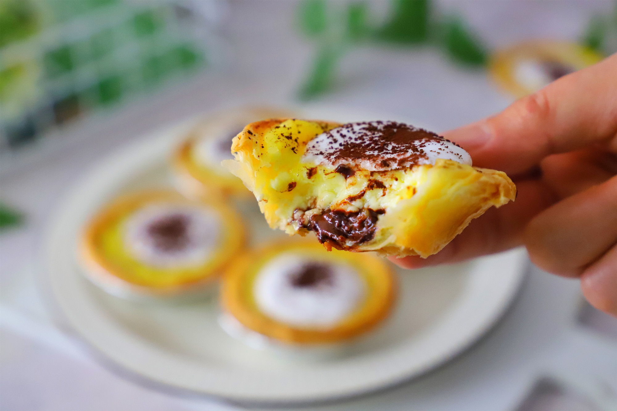 蛋挞液做蛋挞的简单方法和步骤,蛋挞液制作蛋挞的教程和配方