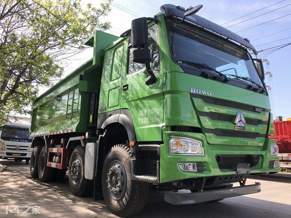 新豪沃渣土车起顶操作步骤,豪沃重汽渣土车功能讲解