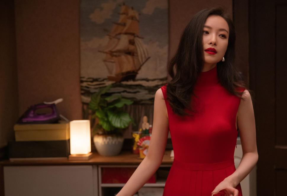 女朋友和别的男的暧昧要原谅吗,女朋友和男上司聊日常怎么办