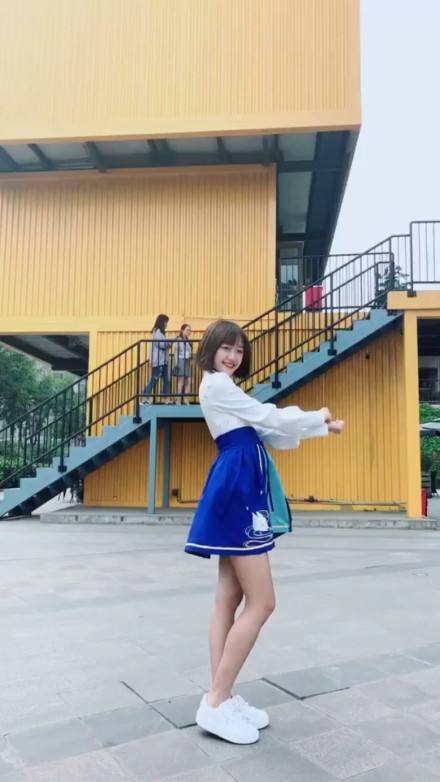 袜子的发展史简述,袜子的简史介绍