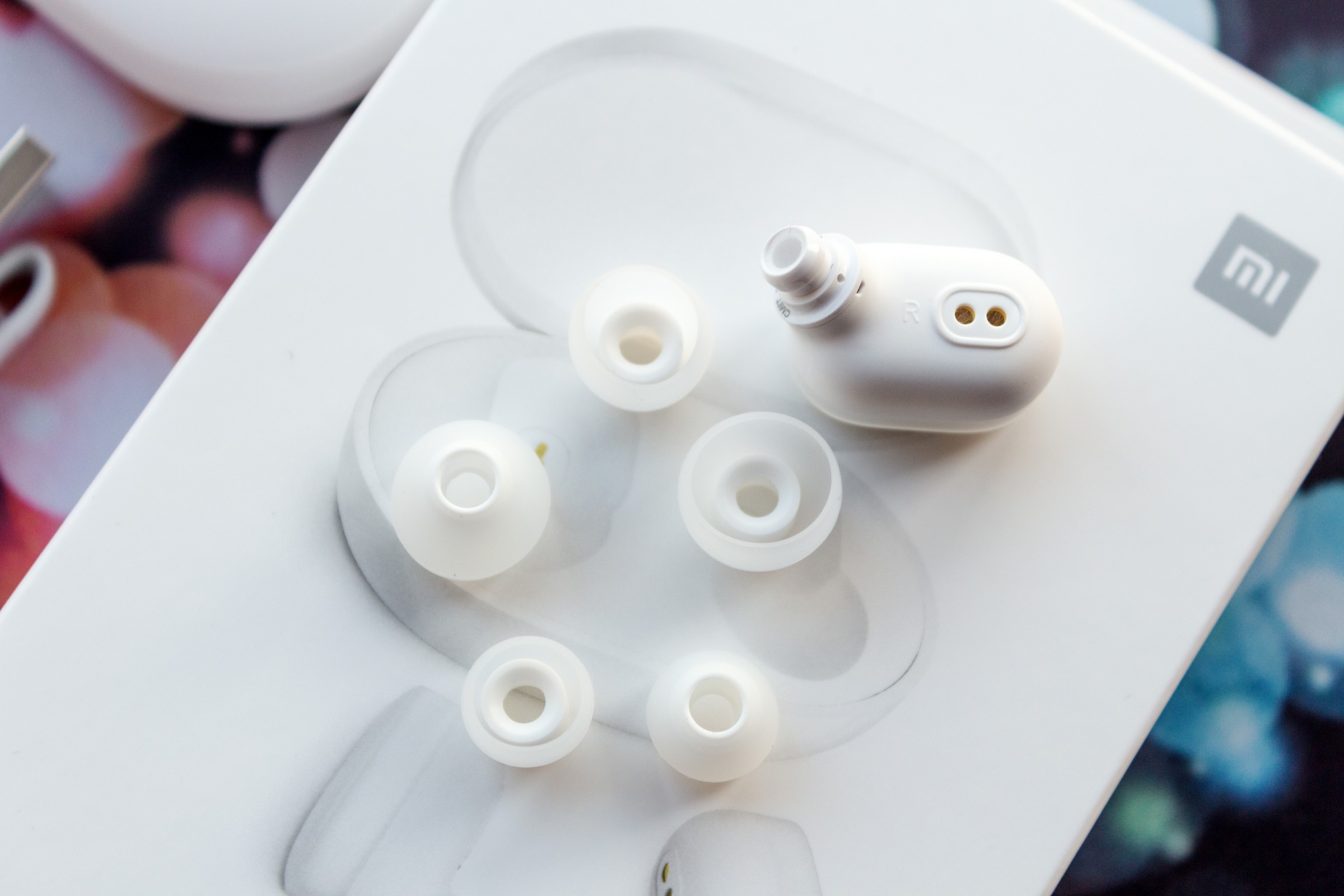 小米蓝牙耳机airdots青春版说明书,小米蓝牙耳机airdots青春版佩戴