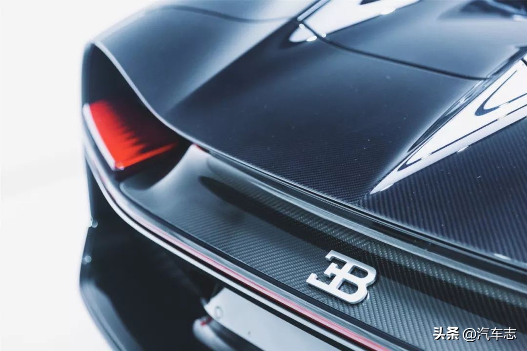 价值1亿元钱的白色法拉利拉法,迈凯伦p1法拉利拉法三大神车