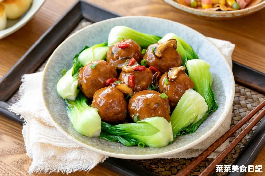 周总理最爱，汪曾祺怒赞，这中华第一名圆，松软biu汁好吃绝