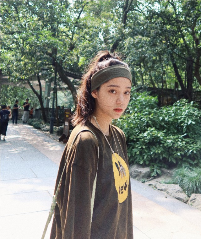 潮酷女孩娜比穿搭