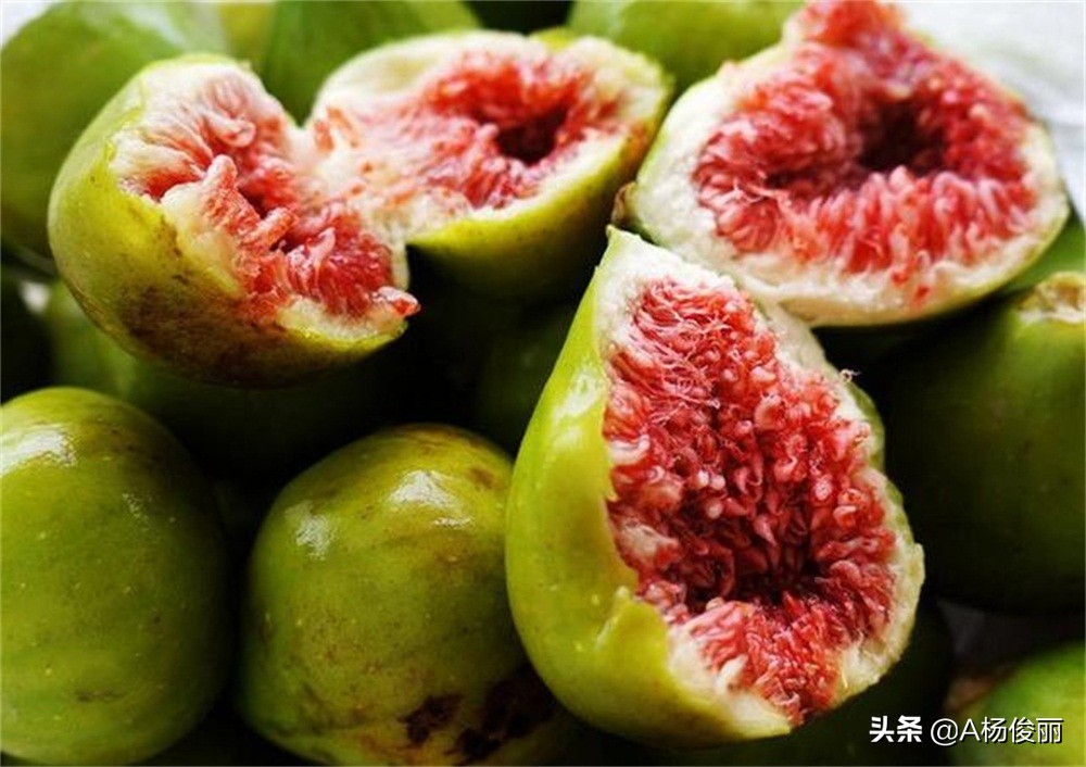 酿果酒酿酒技术教程大全,酿酒技术菠萝酒的酿制方法及功效