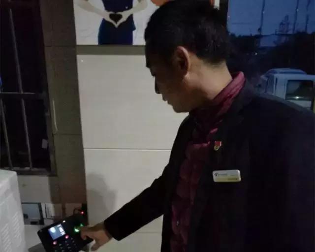 驾校金牌教练的访谈,成功驾校教练排名