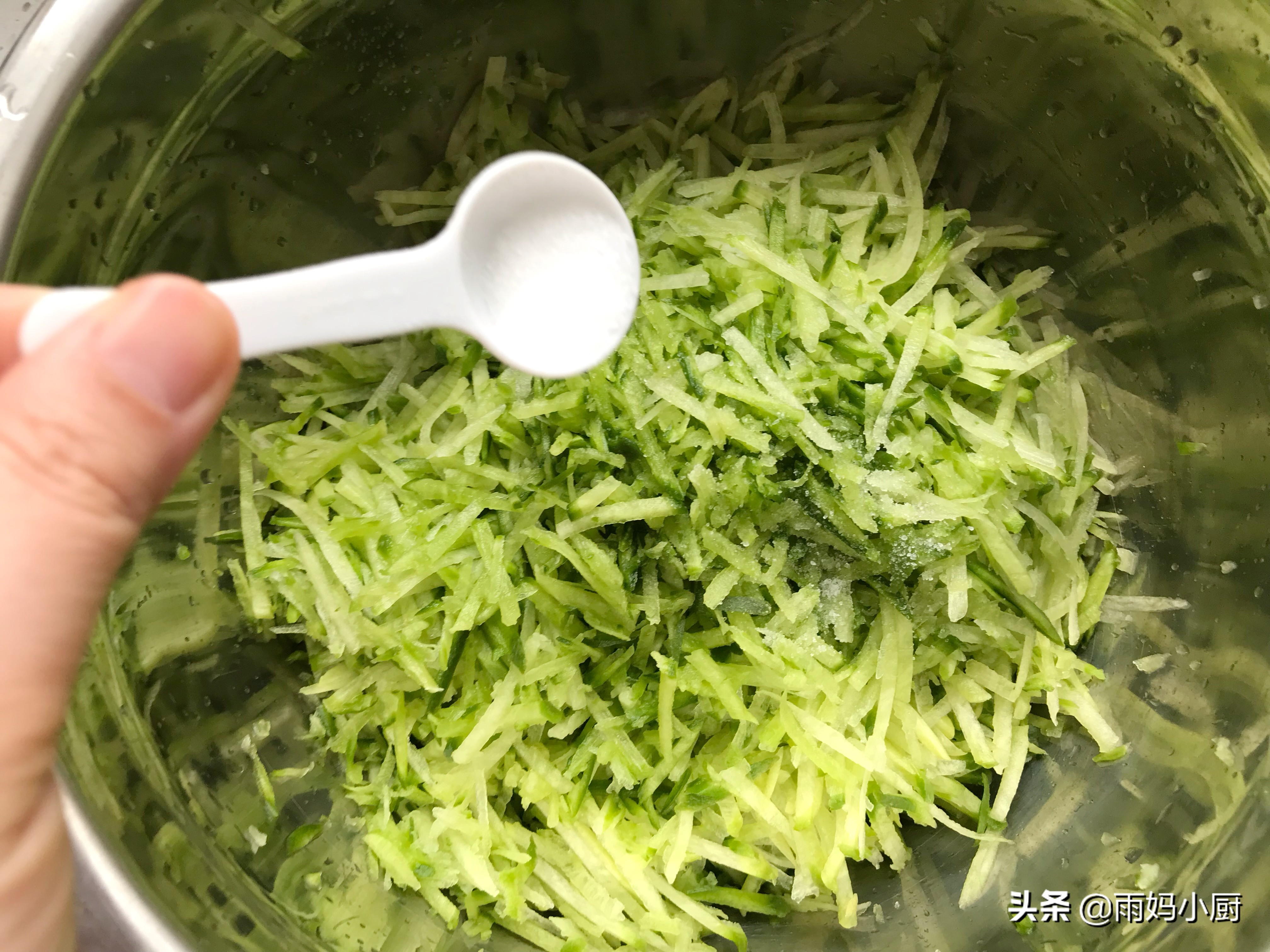 过年炸丸子怎么炸酥脆,酥香玉米丸子的最好吃做法