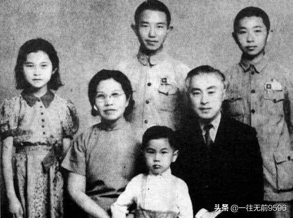 蒋宋孔陈四大家族现况,蒋宋孔陈家族后人还有钱吗