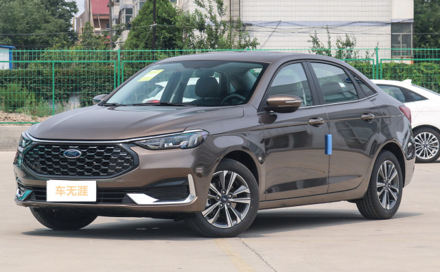 福睿斯2021款1.5l自动钻石版油耗,福特福睿斯省油吗