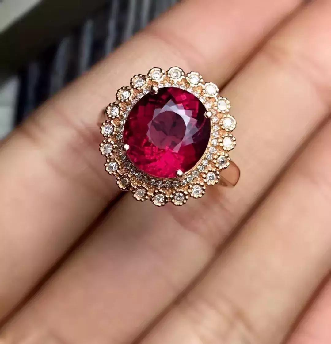 本命年犯太岁戴什么好,本命年犯太岁戴什么