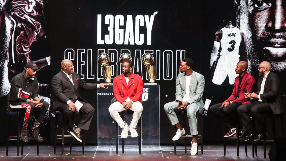 3号球衣韦德,3号球衣致敬韦德视频