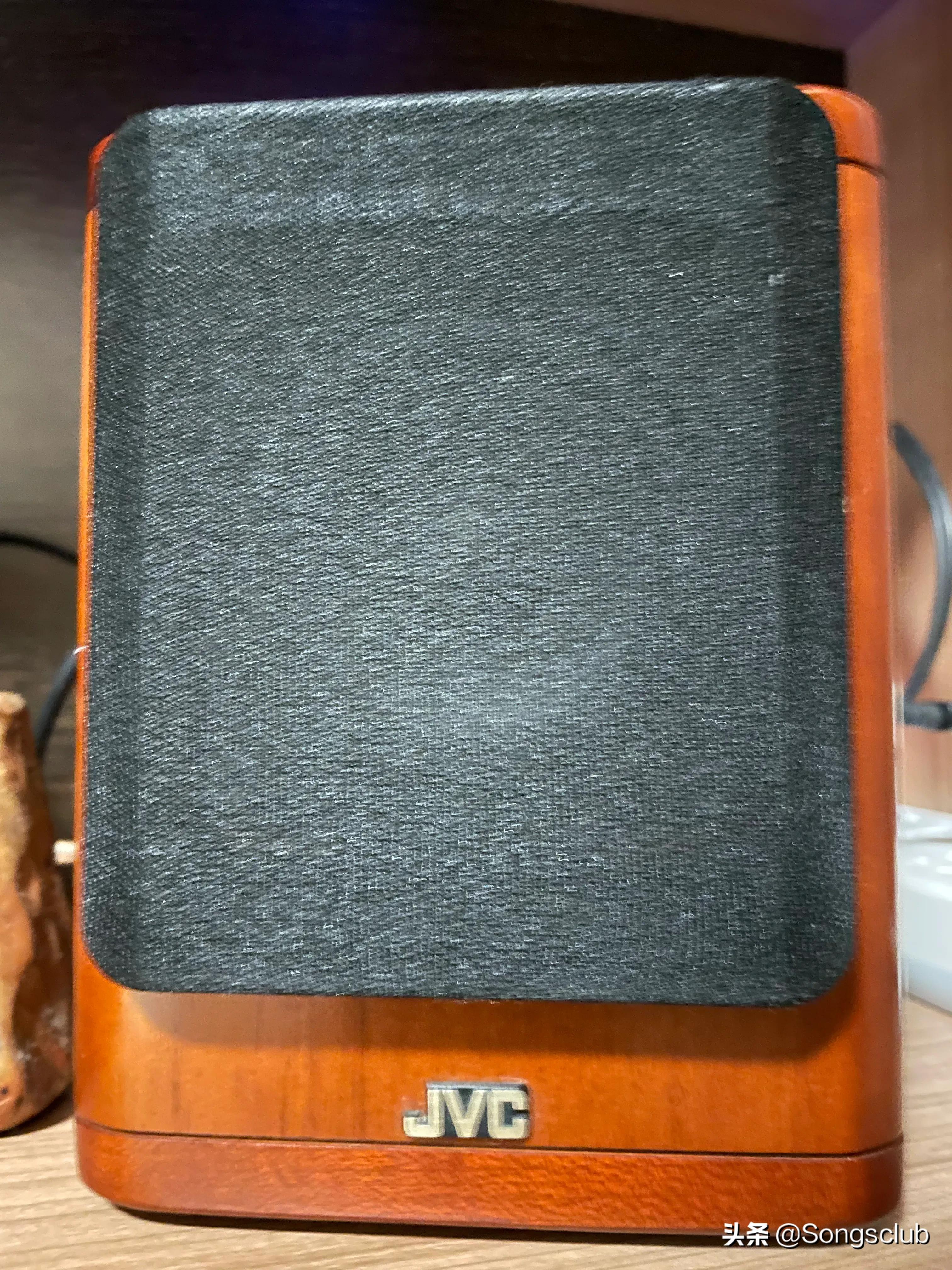 jvcux2000鐨勫皬闊崇鎸夐敭璇存槑,绾棩鏈骇jvcux2000缁勫悎闊冲搷