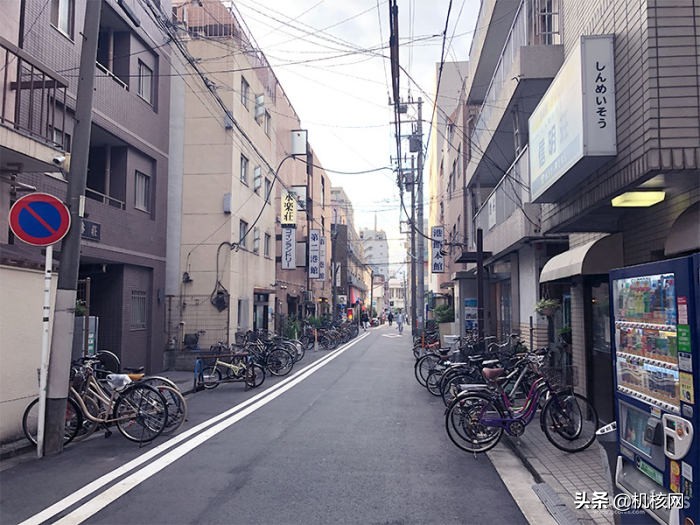 游戏中场景还原,人中之龙7横滨迷宫刷经验