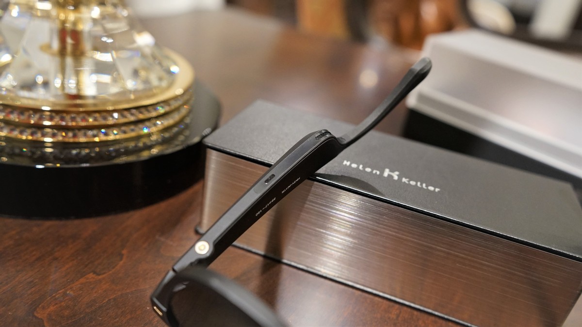 海伦凯勒无框近视眼镜,海伦凯勒未来眼镜