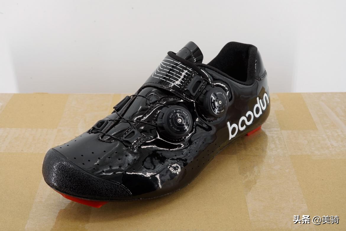 国产抗造碳底锁鞋推荐,入门公路锁鞋品牌推荐