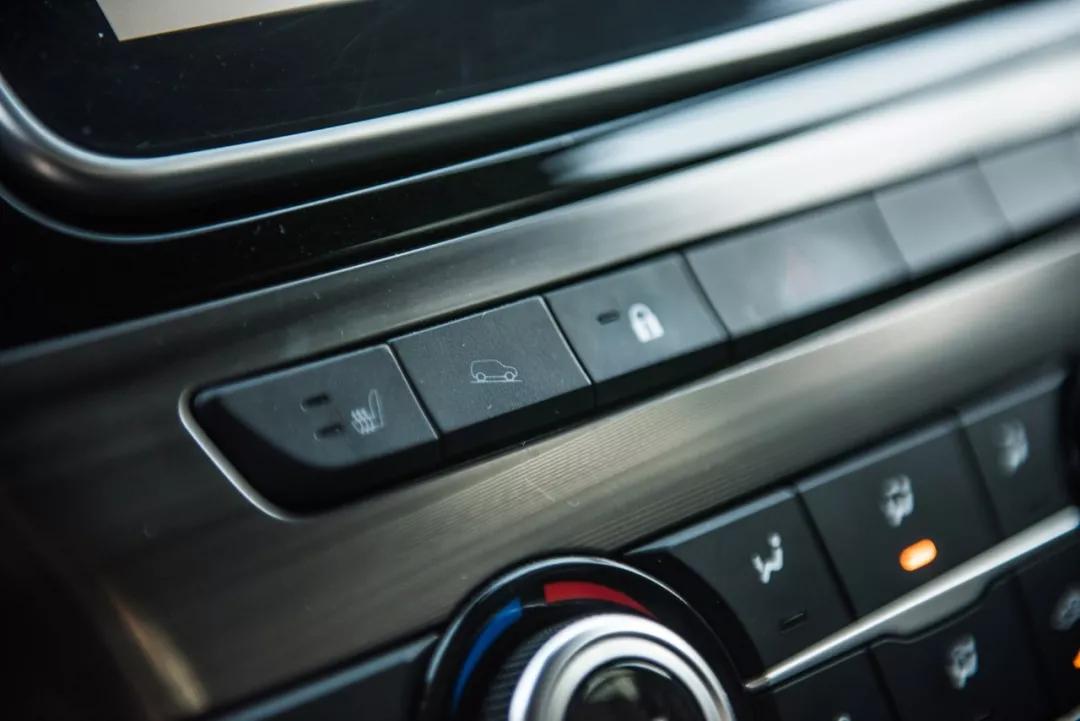 mu-X牧游侠车型,mu-x牧游侠柴油版