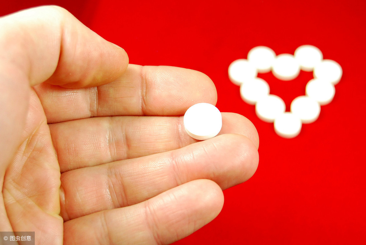 70岁老人血压低压100需吃降压药吗,70岁老人血压高压150正常吗