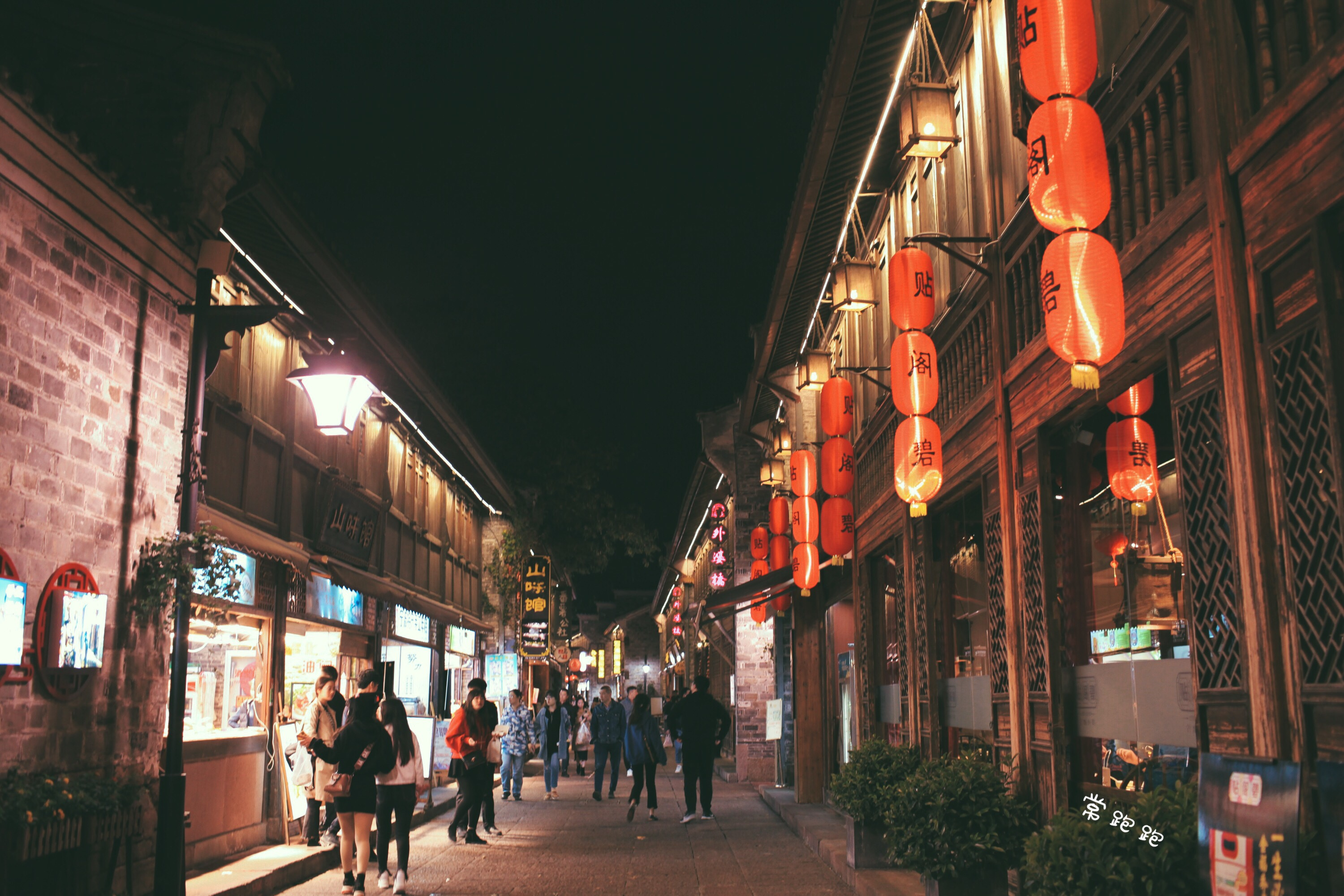 宁波老街最好吃的美食,宁波百年老字号美食
