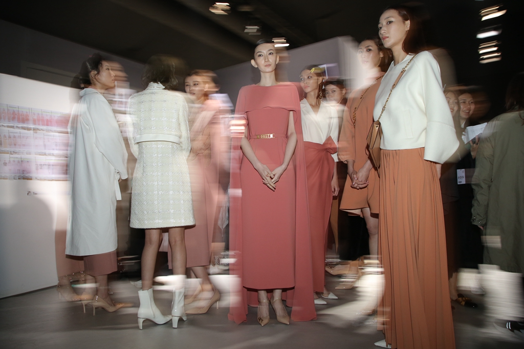 深圳时装周2021现场直播,深圳时装周惊艳全场