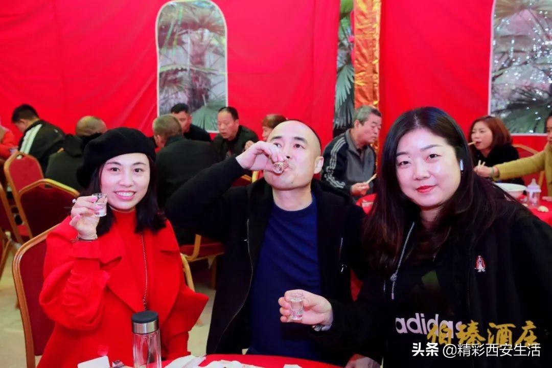 伯臻酒庄,伯臻酒庄自动售酒