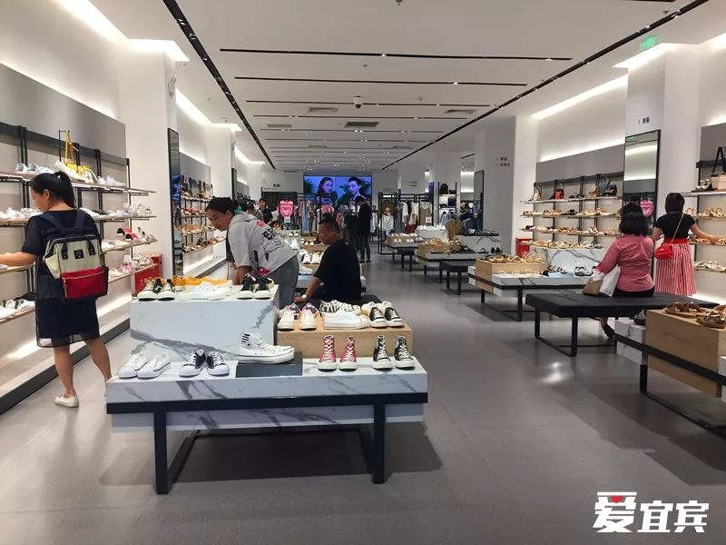 扎起！万达正盛，莱茵发力，宜宾商场“大战”爆发，快来买相因~