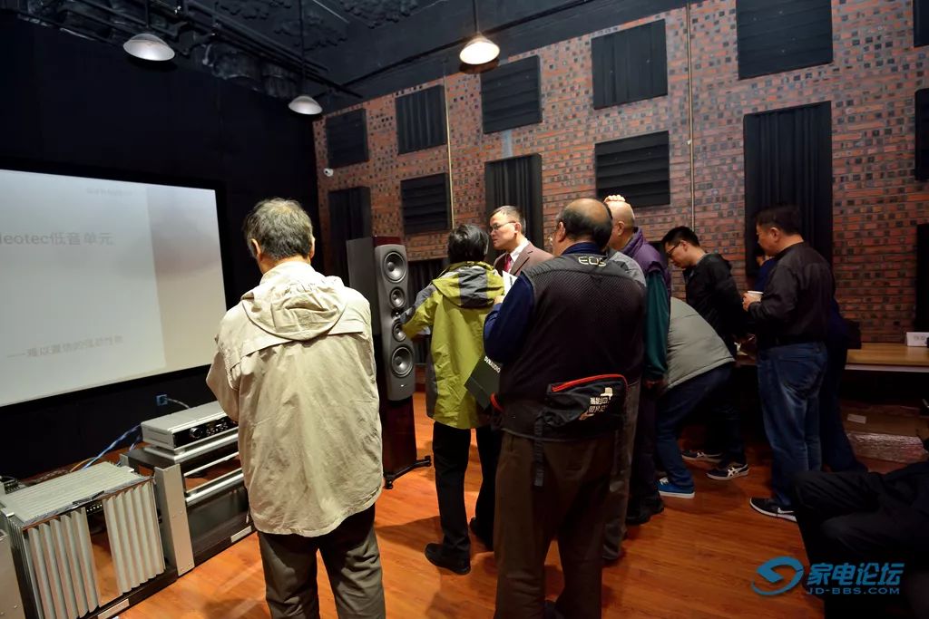 再次树立Hi-End标杆：丹拿Confidence信心系列全国首场线*体下**验会