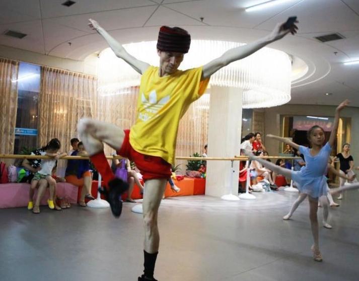 宸ㄥ┐閮喎骞村叆鐧句竾涓轰綍鏃犱汉鏁㈠珌,瀹佸宸ㄥ┐閮喎骞村叆鐧句竾