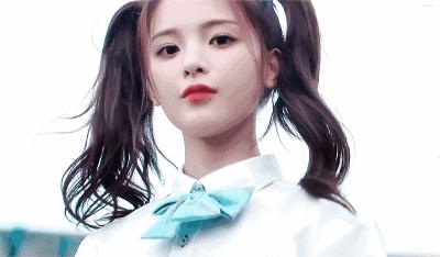 鞠婧祎4000年一遇美少女秒变,鞠婧祎和杨超越照片