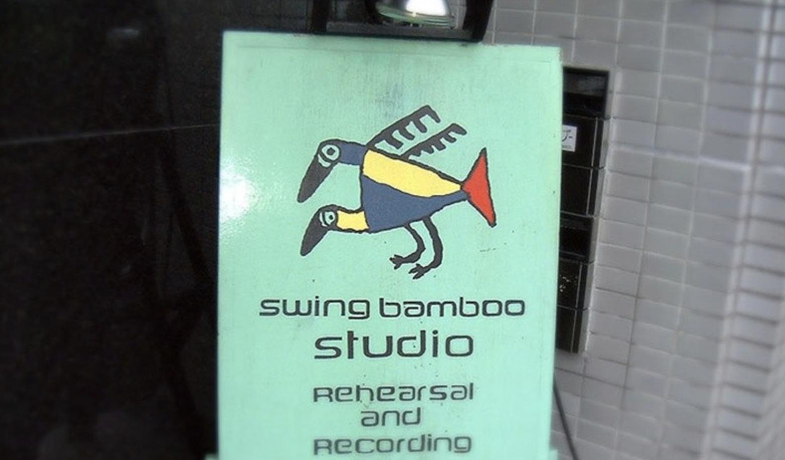 走在日本东京街头,走在日本的小巷里