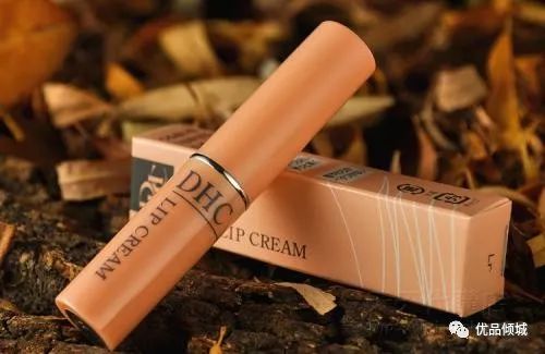 日本牌子黑色包装化妆品,日本著名的老牌化妆品牌