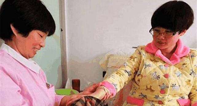 产后谁来照顾宝宝,产后坐月子护理哪里不错