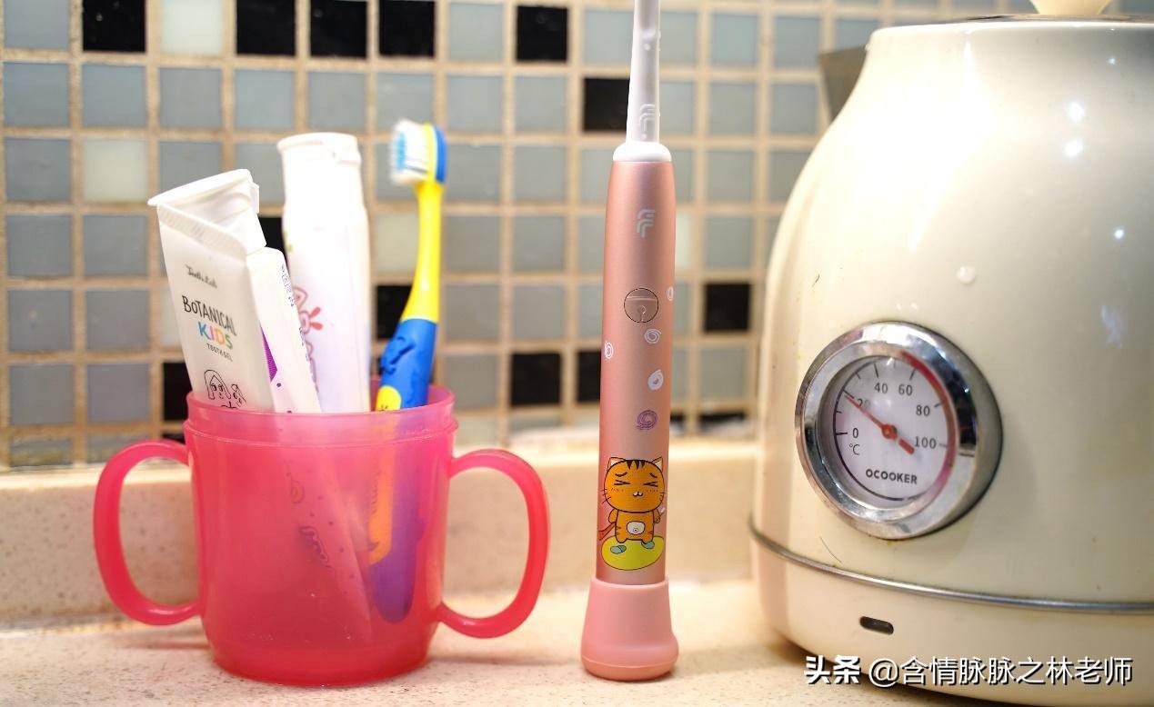 儿童电动牙刷哪个牌子好性价比高,舒客儿童电动牙刷的正确使用方法
