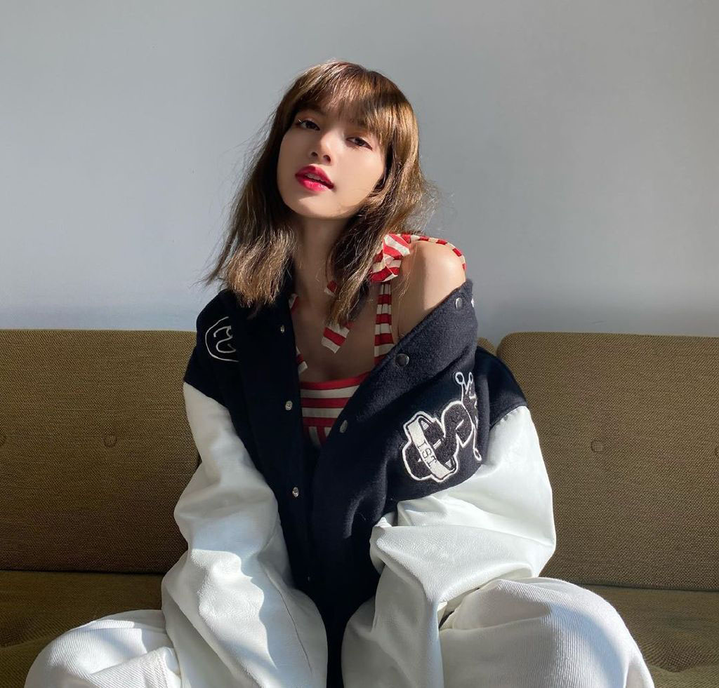 lisa私服第二期,2023lisa同款棒球服