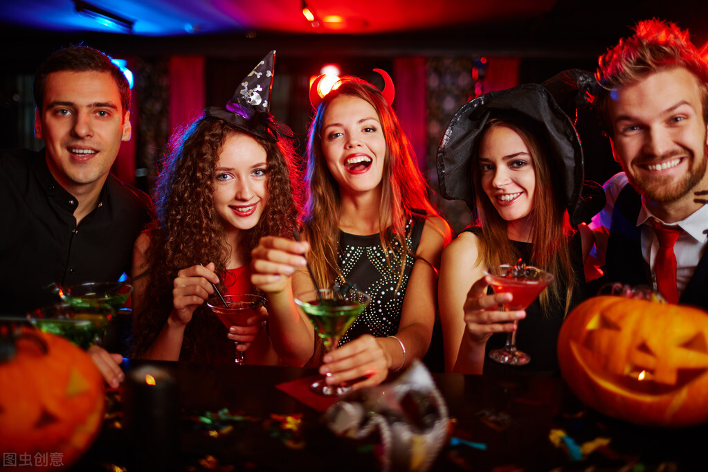 万圣节怎么骑扫帚,万圣节巫师要说什么