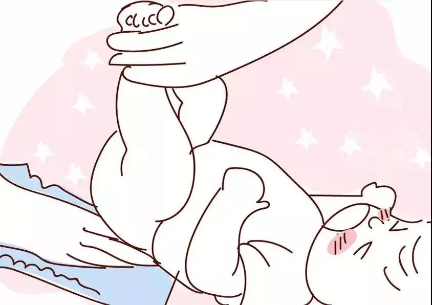 为什么宝宝换尿布时一直哭闹,8个月宝宝换尿不湿脊柱受损