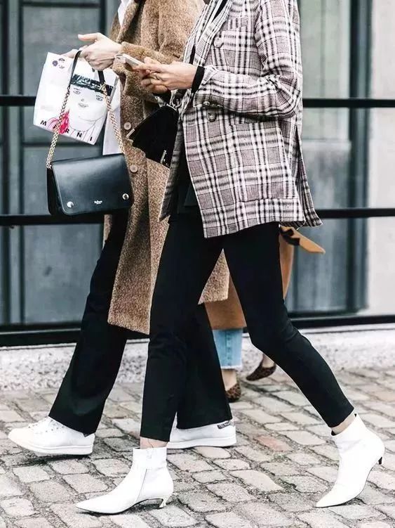 长款裤搭配什么鞋子好看,如何根据裤长搭配鞋子穿