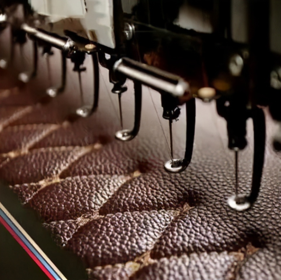 一踩鞋就干净的脚垫,汽车主驾驶脚垫容易踩脏