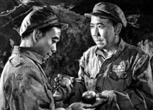 每秒100炮弹,每秒200发的炮弹