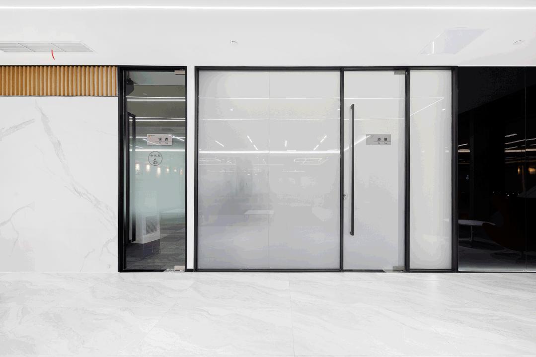 500平方写字楼办公室装修效果图,写字楼130平米办公室装修效果图