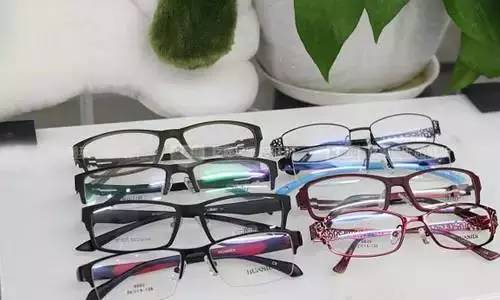 没有开过眼镜店，对眼镜行业不太了解可以加盟眼镜店吗