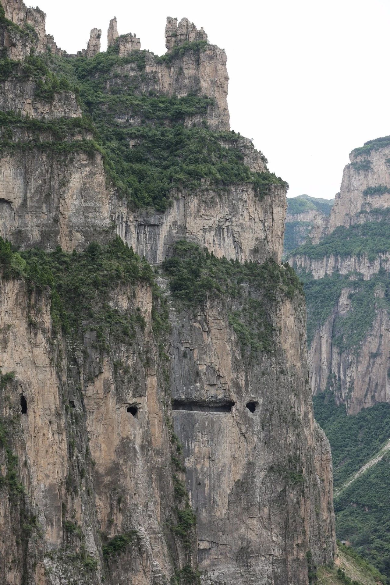 私家车能否自驾南太行挂壁公路,自驾游攻略南太行挂壁公路自驾