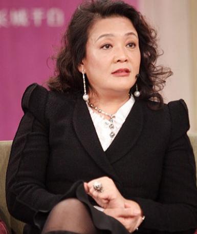 俏江南张兰现在的身价,张兰俏江南多少亿