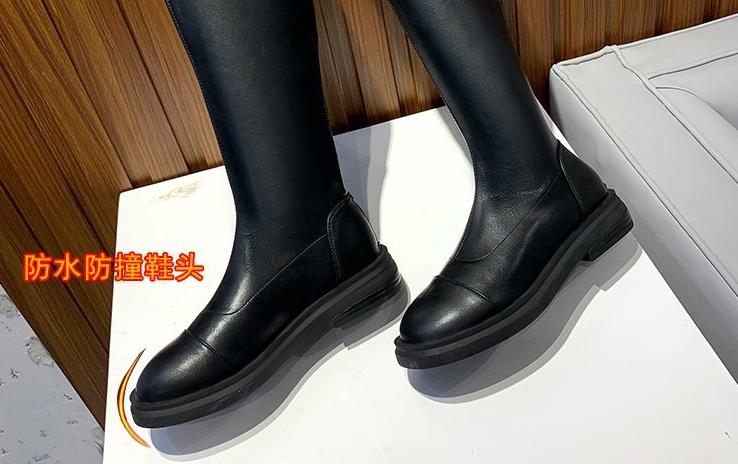 冬天的加绒马丁靴小个子测评,冬天里的第一双雪地靴