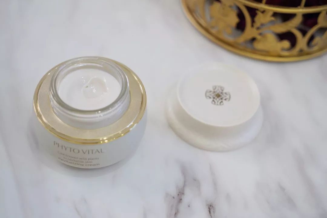 百元以内面霜推荐30岁用,十大平价又好用的面霜