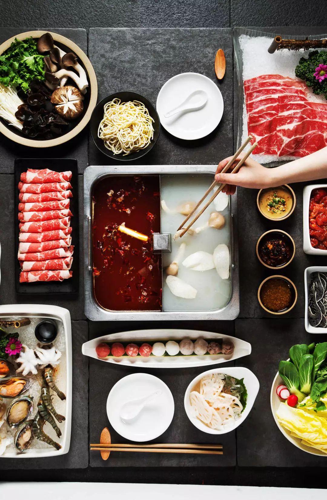 西安高新cbd大楼,西安高新区新开了什么购物中心