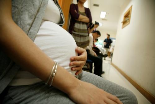 孕妇误吞水银怎么办,孕妇不明原因出血丈夫投毒