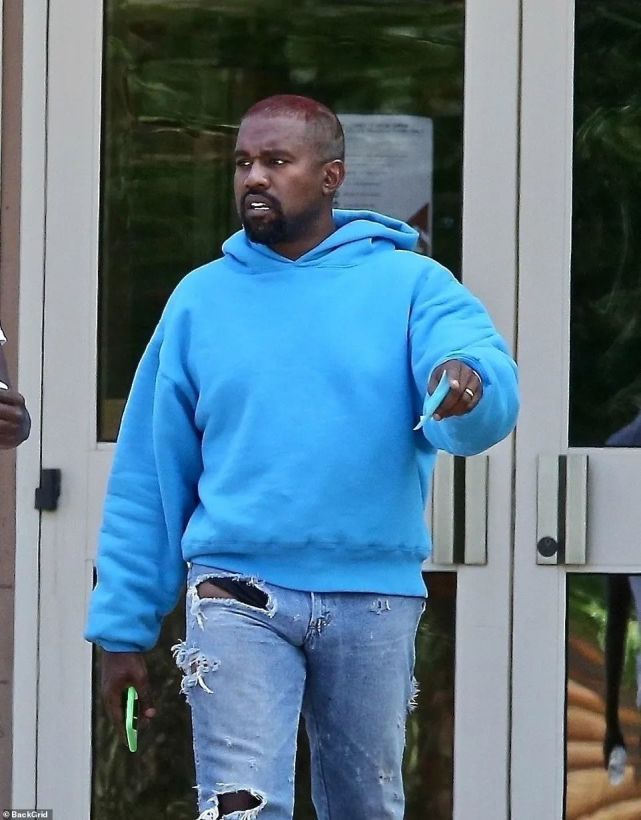 yeezygap联名在哪发售,yeezyxgapxbalenciaga三方联名款棉服