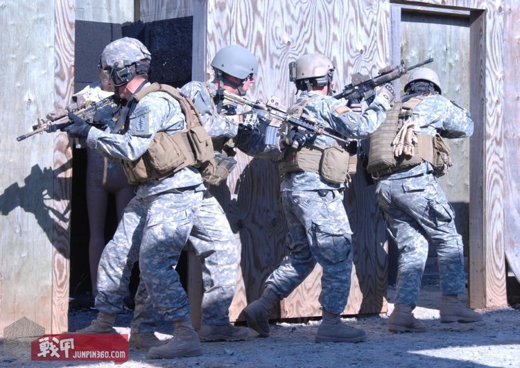 高级CQB教程第七讲：密集阵型与分散阵型