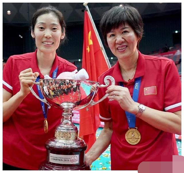 中国女排2016里约中巴之战第五局,夺冠电影中巴对战片段